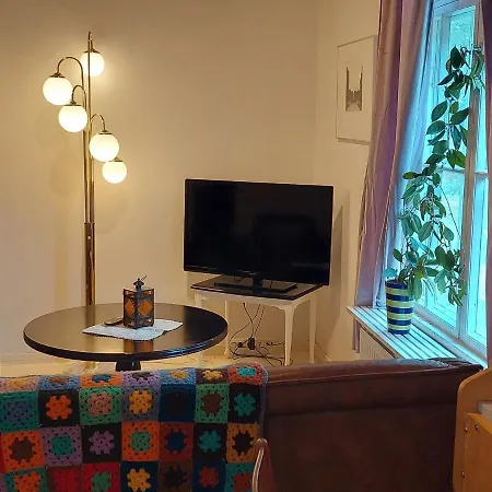 Taideniityn Huoneisto Taika 1 - 6lle Daire Varkaus
