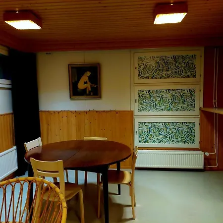 Taideniityn Huoneisto Taika 1 - 6lle Daire Varkaus