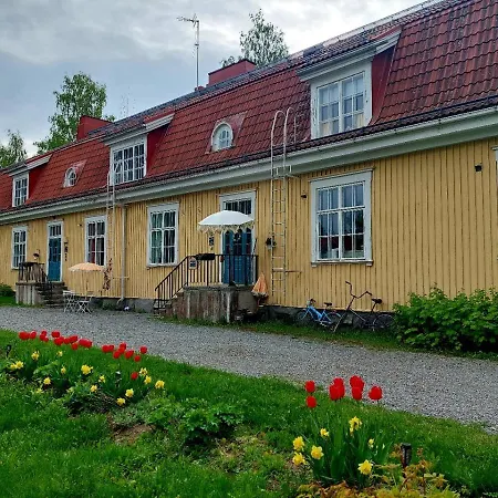 Taideniityn Huoneisto Taika 1 - 6lle * Varkaus