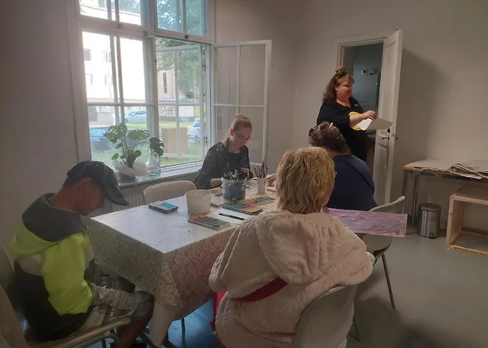 Taideniityn Taika 1 - 6lle *