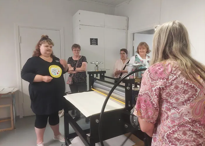 Taideniityn Taika 1 - 6lle * Varkaus